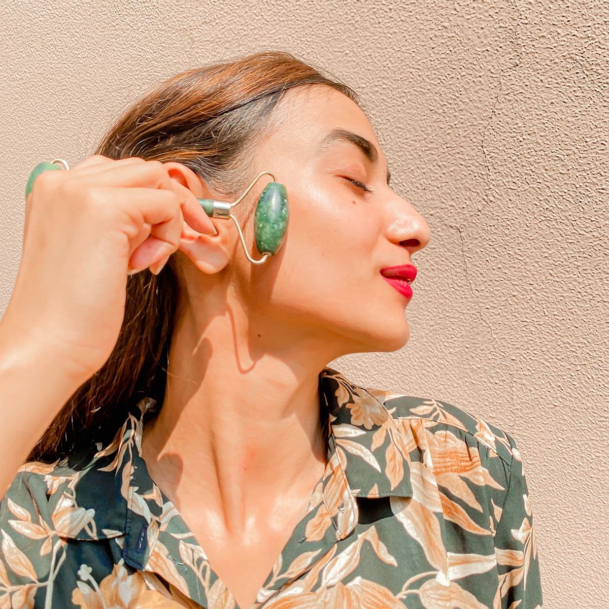 Clensta Jade Face Roller